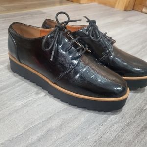 Chinese Laundry Kandi Platform Oxford shoes